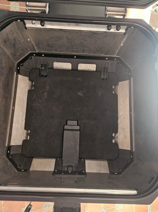 Maleta Givi Trekker Outback 42L Aluminio