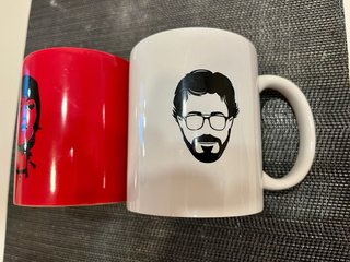 Lote 4 Tazas Netflix y La Casa de Papel