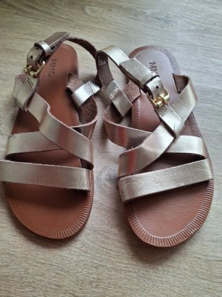 Sandalias Mango Niña Talla 33 y 34