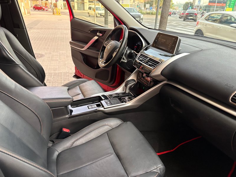 Mitsubishi Eclipse Cross 2018, foto 19