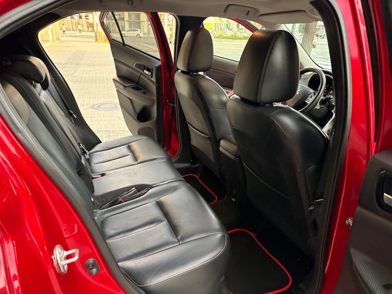 Mitsubishi Eclipse Cross 2018, foto 20