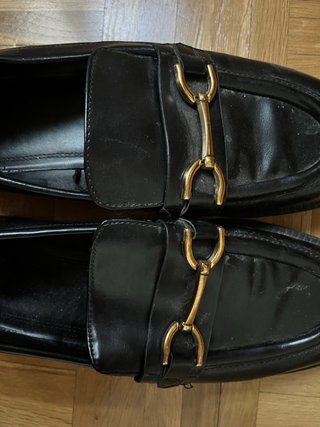 Mocasines Zara Negros Hebilla Dorada