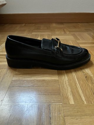 Mocasines Zara Negros Hebilla Dorada