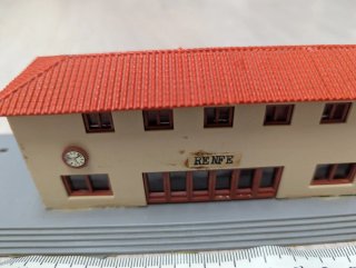 Maqueta Estación Trenes RENFE vintage
