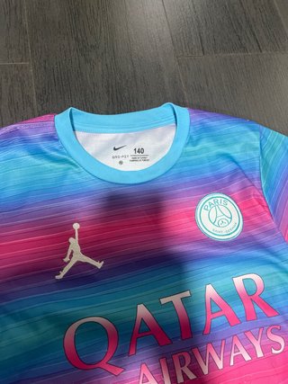 PSG Equipación 24-25 azul y rosa