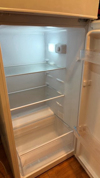 Nevera OK blanca esta cadi nueva