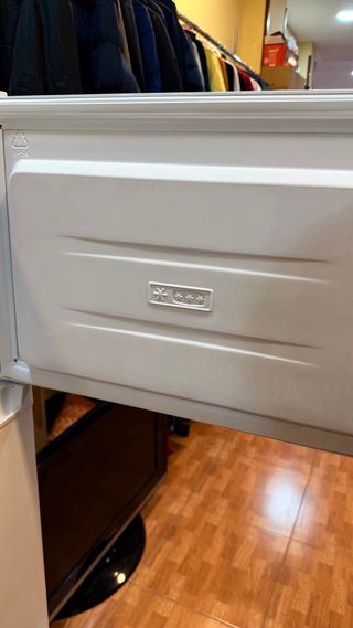 Nevera OK blanca esta cadi nueva