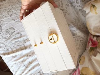 Joyero grande 3 niveles blanco y dorado
