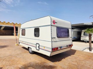 BURSTNER HOLIDAY 390