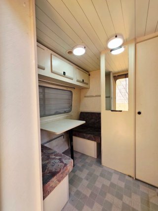 BURSTNER HOLIDAY 390