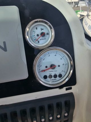 Motor fueraborda Suzuki 90 CV