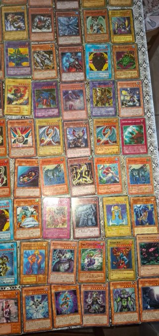 Lotto di carte Yu-Gi-Oh! - Diverse carte