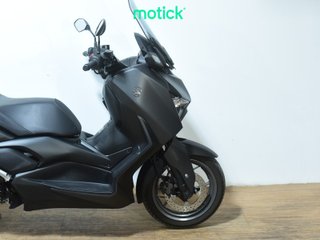 YAMAHA XMAX 125