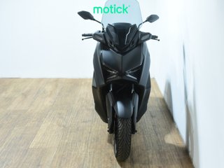 YAMAHA XMAX 125