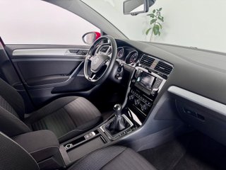Volkswagen Golf Bluemotion Business & Navi 1.6 TDI 110cv