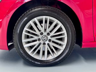 Volkswagen Golf Bluemotion Business & Navi 1.6 TDI 110cv