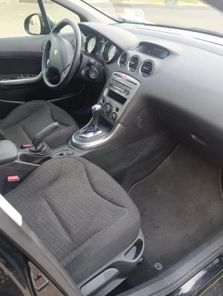 Peugeot 308 sw 2011
