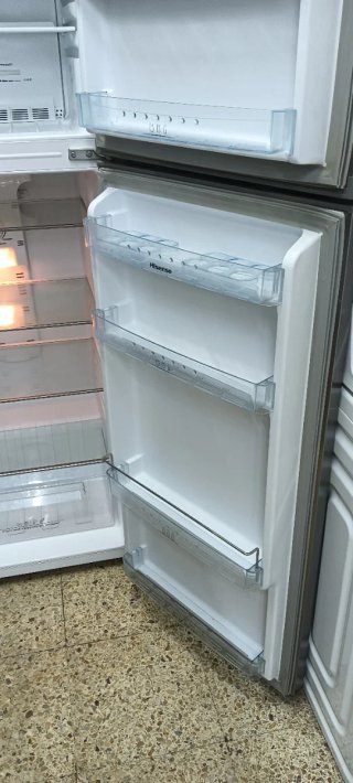 NEVERA COMBI HISENSE NO FROST ENERGÍA A+