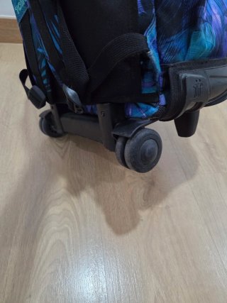 Mochila Totto Azul y Morado