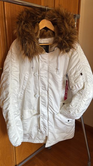 Parka Alpha Industries N-3B Blanca Original.