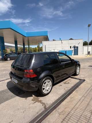 Volkswagen Golf 2002