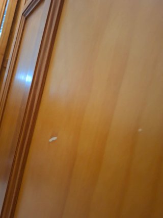 Armario de madera 2 puertas con llaves
