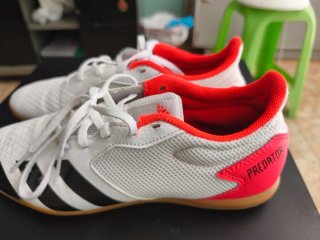 Zapatilla Fútbol Sala Adidas Blanca y Rosa