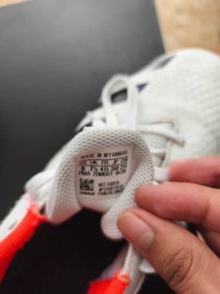 Zapatilla Fútbol Sala Adidas Blanca y Rosa