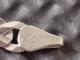 Cadena y crucifijo de plata