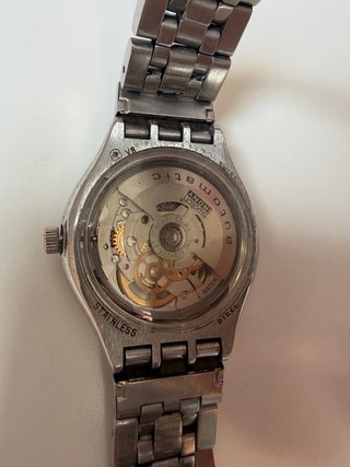 Swatch Irony Automatic modelo B&S (YAS100G)
