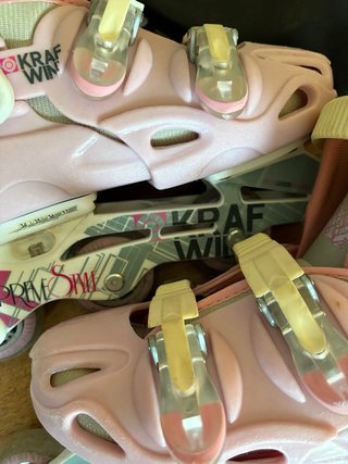 Patines en línea rosas Krafwin con bolsa incluida