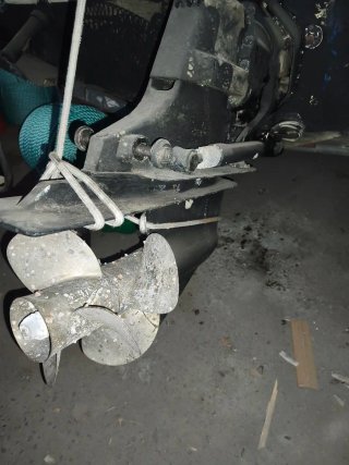 Hélice Mercruiser Bravo 3 Duoprop Completa