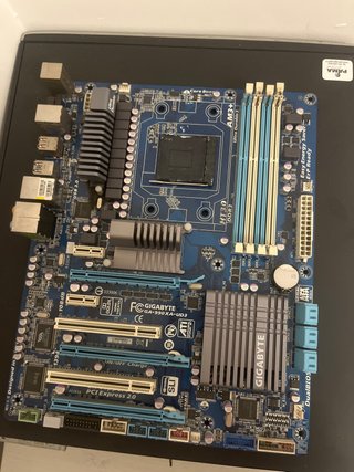 Placa Base GIGABYTE GA-990XA-UD3