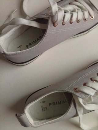 Deportivas grises y blancas Primark T.38