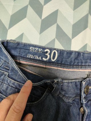 Pantalón vaquero hombre azul.Talla 40