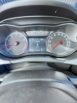 Opel Corsa 1.4 gasolina 90 cv 2015