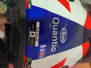 Casco Arai Quantic