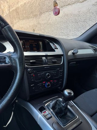 AUDI A4 ( IMPECABLE )