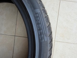 Neumático Pirelli Sottozero 3 235/40/19