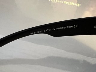 Gafas de sol Emporio Armani negras