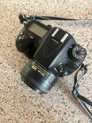 Nikon D7100 + Objetivo Nikkor 35mm f/1.8G DX