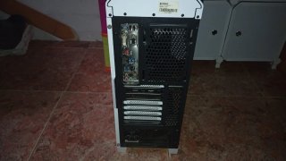 PC gaming Netway blanco