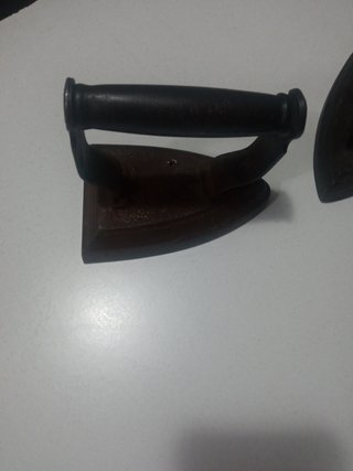 Planchas antiguas de hierro (3 unidades), 10 euros