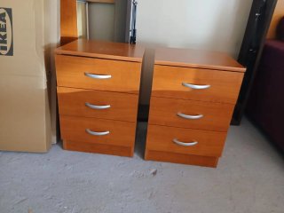 2 Mesitas de Noche Madera