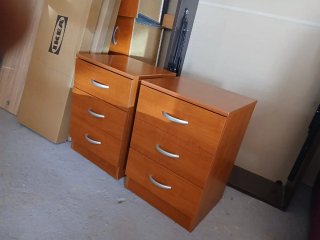 2 Mesitas de Noche Madera