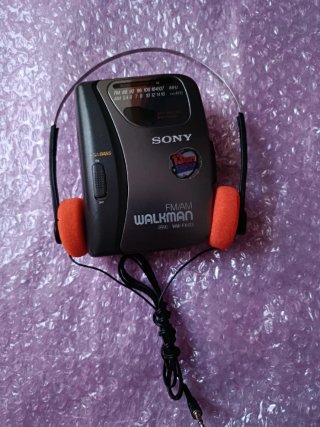 Walkman Sony FM/AM WM-FX123
