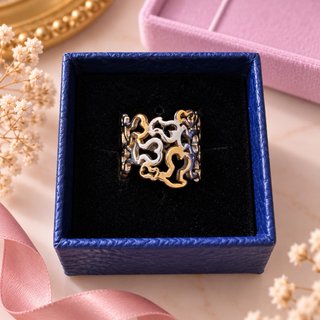 Anillo de plata y oro con diseño
