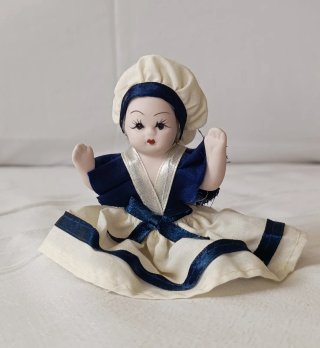 Mini Muñeca porcelana Vintage