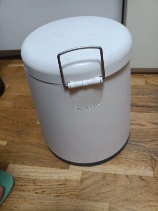 Cestino da bagno rotondo