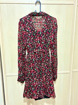 Vestido estampado floral elegante